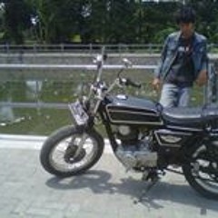 KOES PLUS - Gadis Desa (1978)