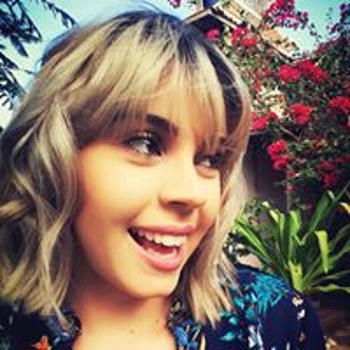 Isabelle Mello Feitosa’s avatar