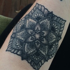 ॐ  justine aylestock  ॐ