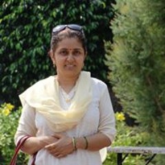 Nigahen Milane Ko Jee Chahta H
