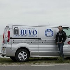 Ruud Van Vollevelde Ruvo
