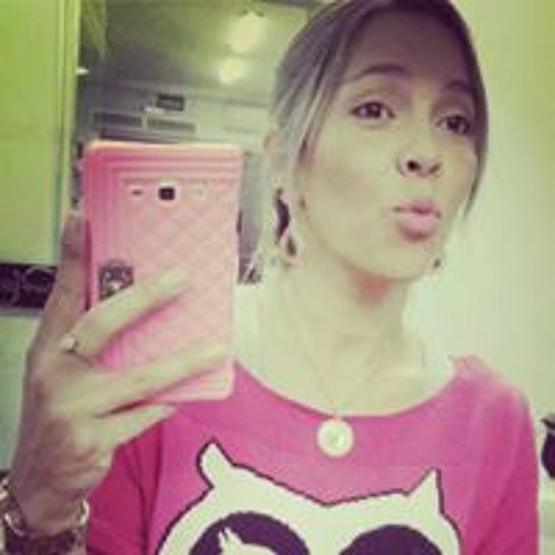 Luana Lanouce Lanouce’s avatar