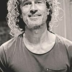 Huub S. Eysink Hair-Plaza