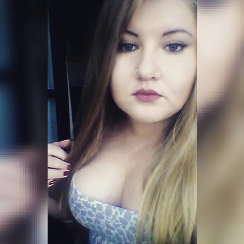 Stream Luana Tomaz 2 music Listen to songs, albums, playlists for