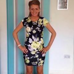 Anna Charlton