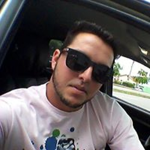 Lucas Silva’s avatar
