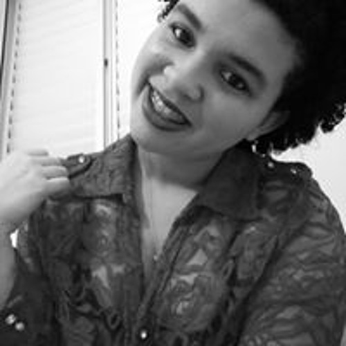 Rafaella Santana’s avatar