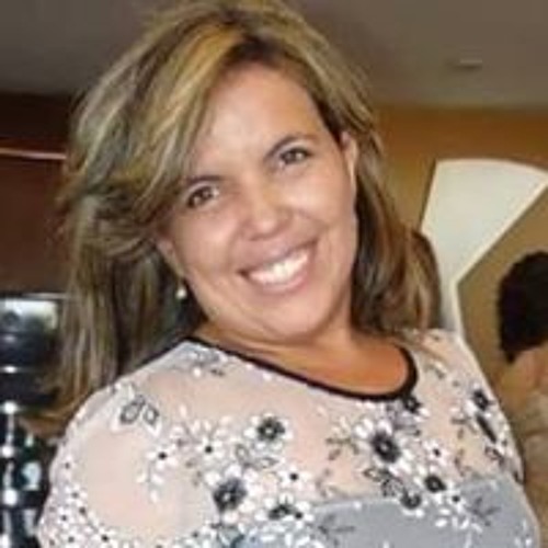 Adriana Morais’s avatar