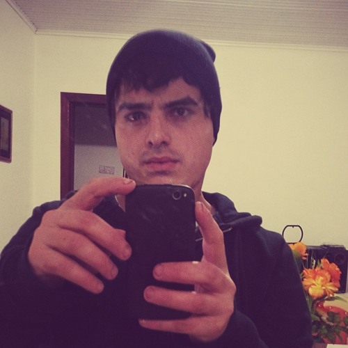 Lukas Oliveira’s avatar
