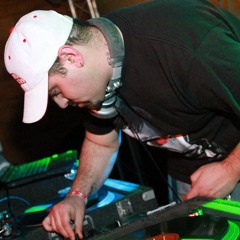 DJ WiZeguy