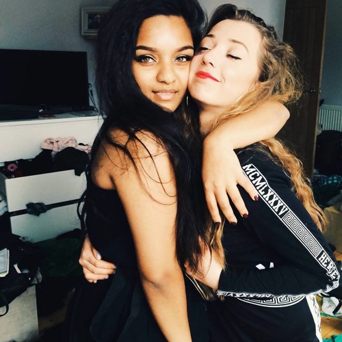 Stream Izzy Davies music | Listen to songs, albums, playlists for free