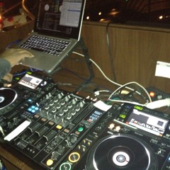 DJBenji AKA Vibes intl.