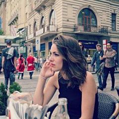 Suzanne van der Waal