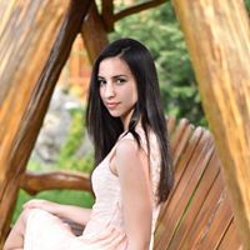 Alicia Maria’s avatar