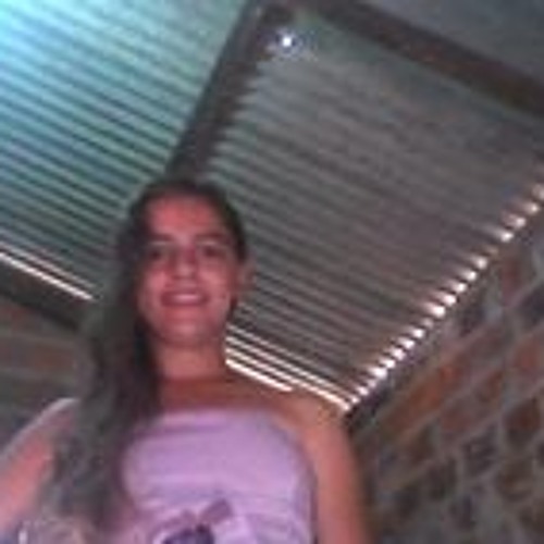 Lorena Siqueira’s avatar