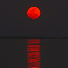 Supermoon IE