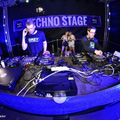 Dazy & Nee'o