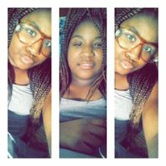 Shøřţ Gïřľ Mýřā