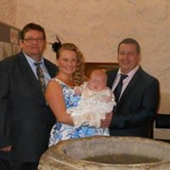 Hollie Louise Robinson