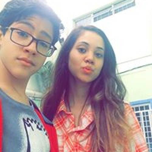 Stream Victoria Karoline Camargo music Listen to songs, albums