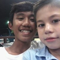 Curl Michael Rentuma