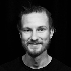 04 Nutcracker Suite, Op.71a - Arabian Dance