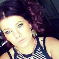 Sîana Mcelhinney White