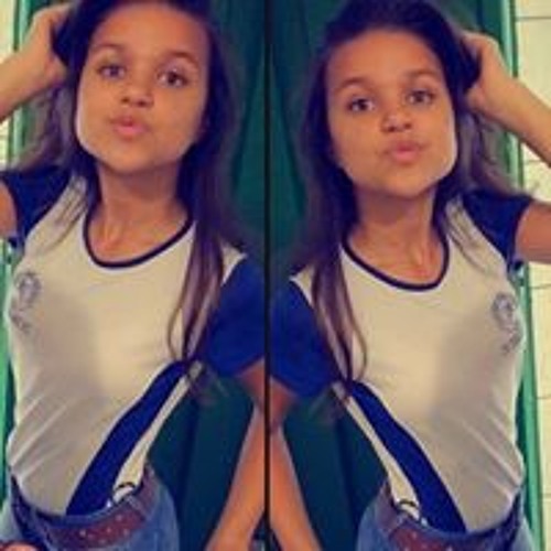 Isabela Rocha’s avatar