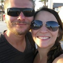 Brett 'N' Jennifer Dumais