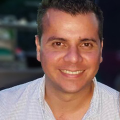 Leonel Olivares