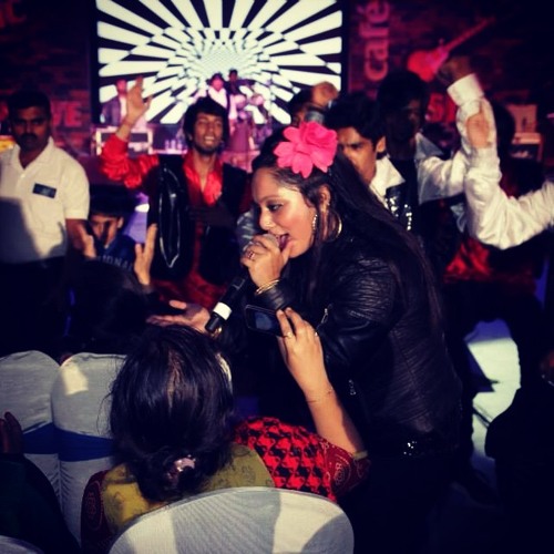 Dil Toh Baccha Hai Ji - 03 - Yeh Dil Hai Nakhrewala