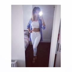 Rochelle Lewis x