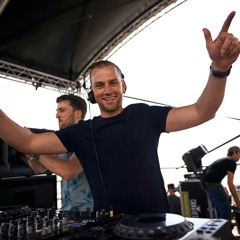 Dj Tom Kelly