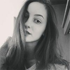 Júlia Petroli Tesser