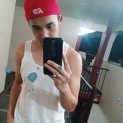 Carl Michael Manlutac