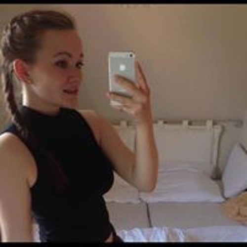 Leona Cairns’s avatar