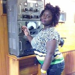 Emelie Nicole Pangie-uma