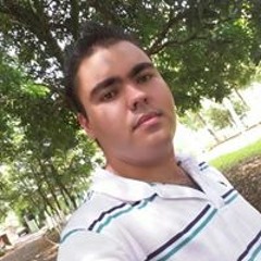 Walter Akyo Pisoeiro