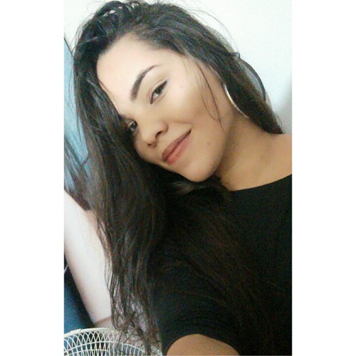 Nayara Gonçalves’s avatar