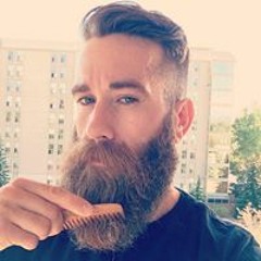 Sean Briggadoni