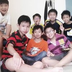 立伟潘