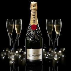 MOET GOD