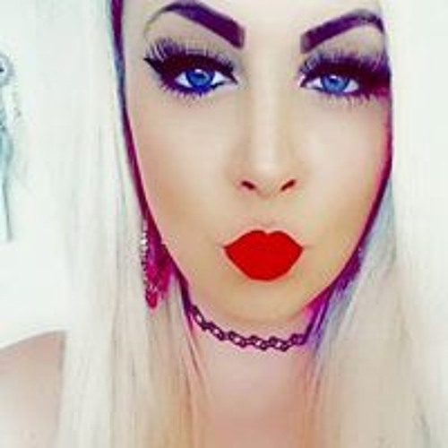Chloe Louise Roberts’s avatar