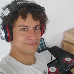 DJ Curleez