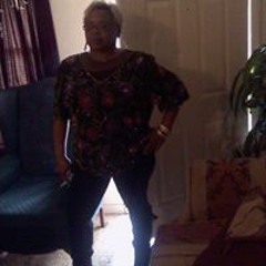 Deloria Delo Hollins