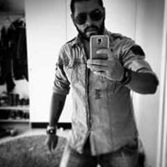 Daniel Herrera Flores