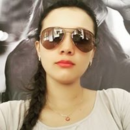 Nathalie Vera’s avatar