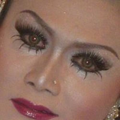 Stream Sunali Bandry Listen to kamu yg kutunggu playlist online for