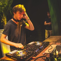 Robin Roosen (Lightbass)