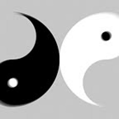 themoonbetweentwosun